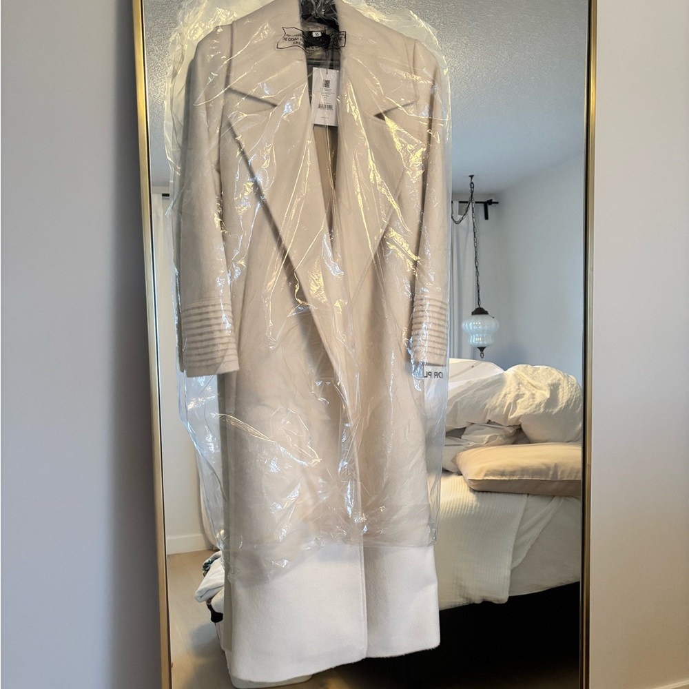 Sentaler Alpaca Coat (white/cream) - Picture 8 of 12